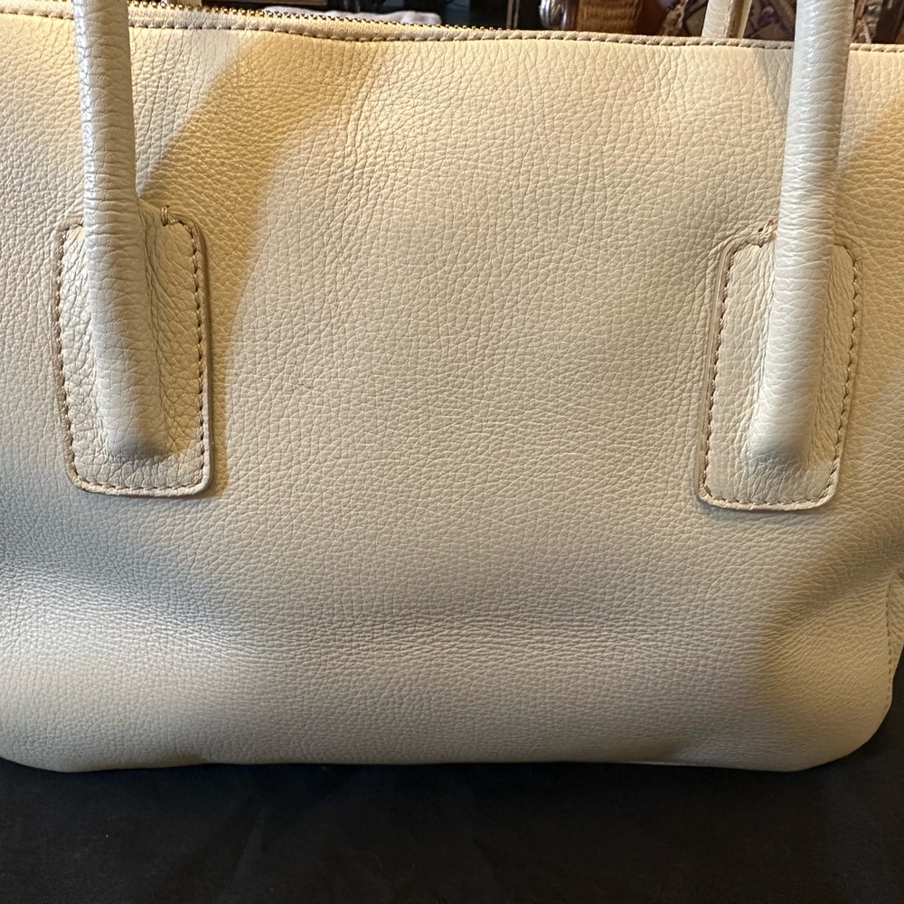 🦋Escada Handbag - Picture 6 of 12